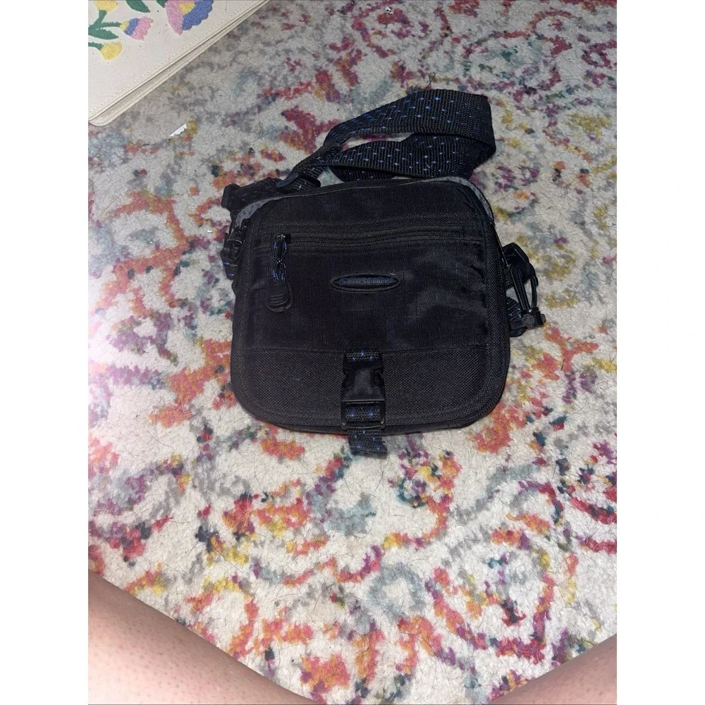 Samsonite Small‎ Black Padded Camera Bag Case Strap & Several Compartments